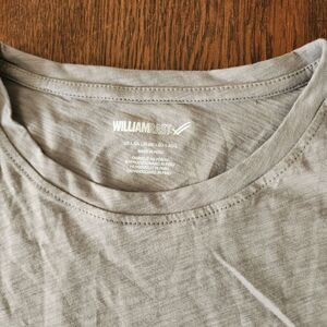 Women's gray t-shirt